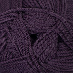 220 Superwash Merino - A Twist of Yarn