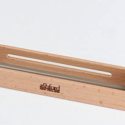 Ashford Boat Shuttle - A Twist of Yarn