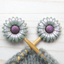 Grey Shimmer Daisy