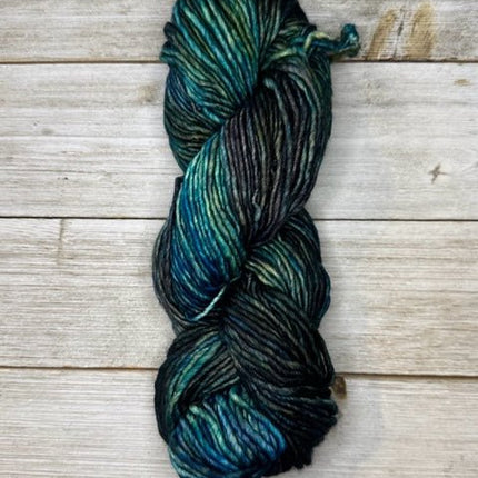 Mecha - A Twist of Yarn