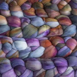 Nube - A Twist of Yarn