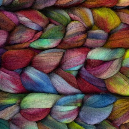 Nube - A Twist of Yarn