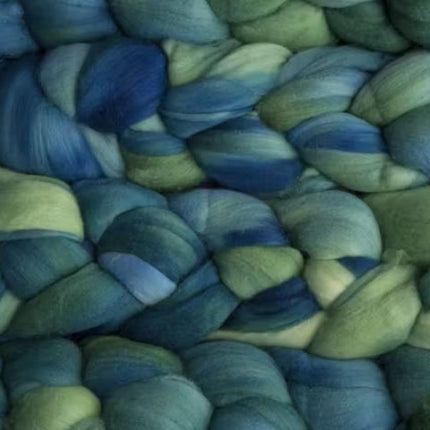 Nube - A Twist of Yarn