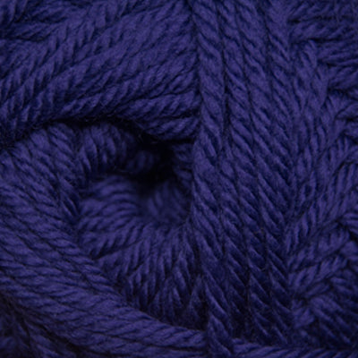 220 Superwash Merino - A Twist of Yarn